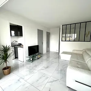  Appartement 4 Couchages A 12 Min De La A Pied Avec Wifi, Le Parking Est En Option